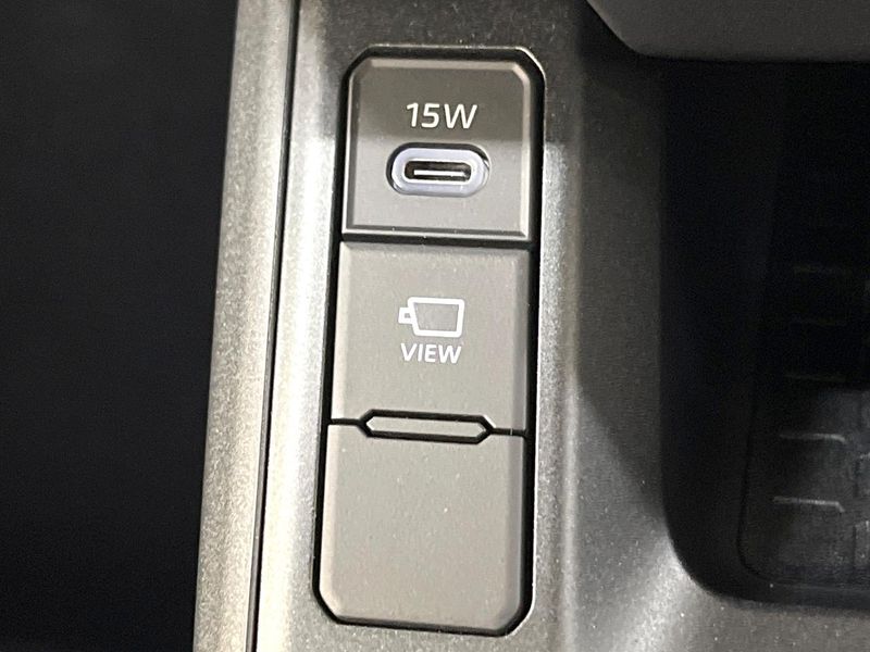 2026 Toyota RAV4 6AA-AXAN64 (UW-6a754b64191a2)[23]