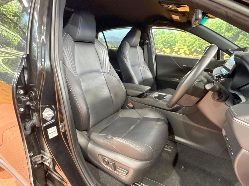 2023 Toyota Harrier Hybrid 6AA-AXUH80 (UW-6a754b6be4dd5)[22]