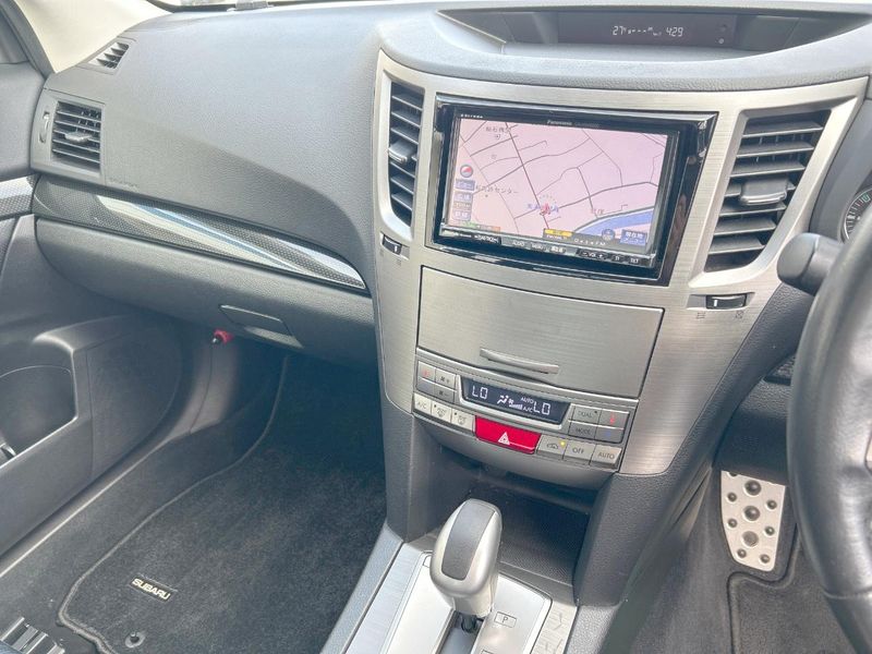 2011 Subaru Legacy B4 DBA-BM9 (UW-6a754bbd77142)[14]