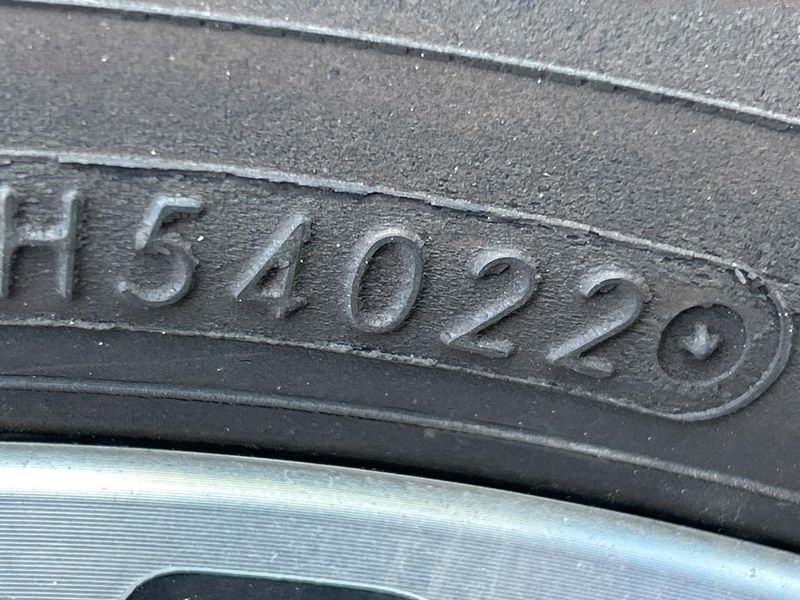 2016 Subaru Legacy Outback DBA-BS9 (UW-6a754bc433517)[11]