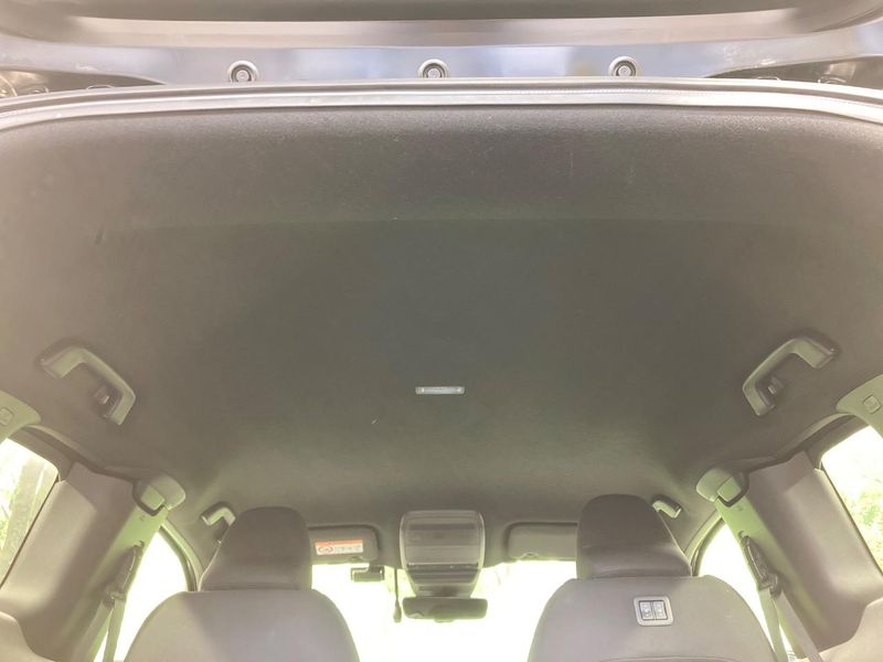 2021 Mazda MX-30 5AA-DREJ3P (UW-6a754be57e67d)[13]