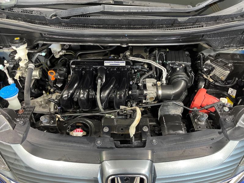2017 Honda Freed DBA-GB6 (UW-6a754c020da28)[4]