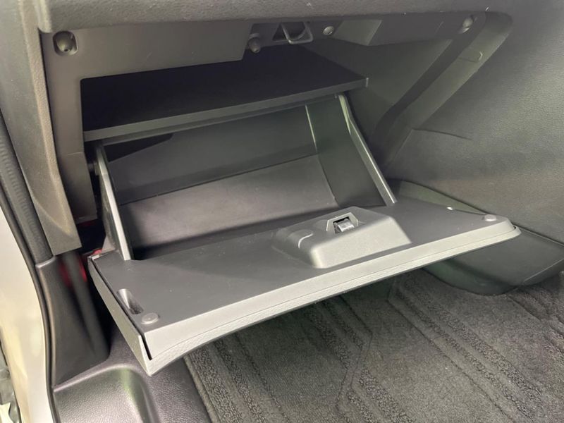 2017 Nissan Serena DAA-GC27 (UW-6a754c07ecff8)[10]