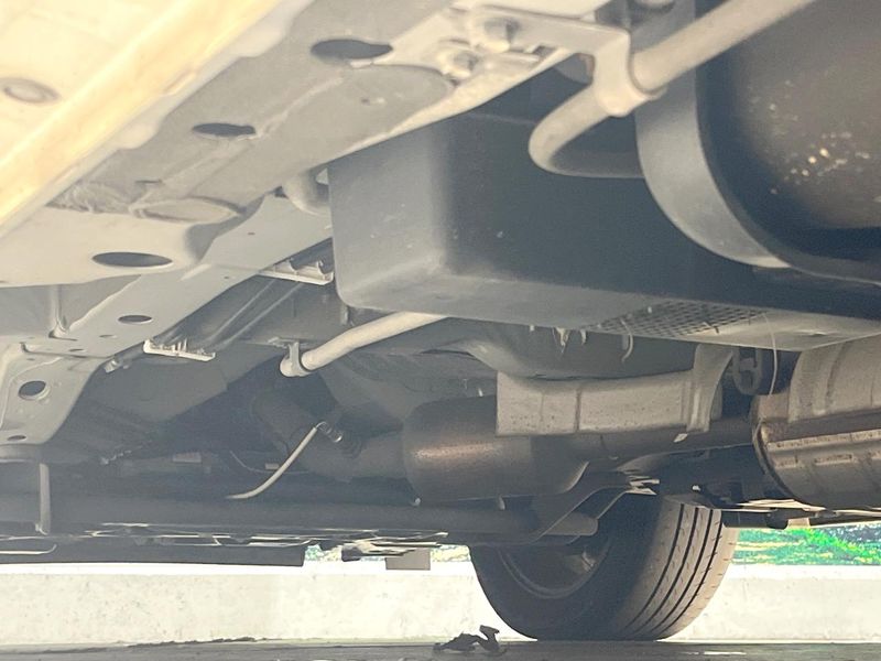 2017 Nissan Serena DAA-GFC27 (UW-6a754c120bd91)[9]