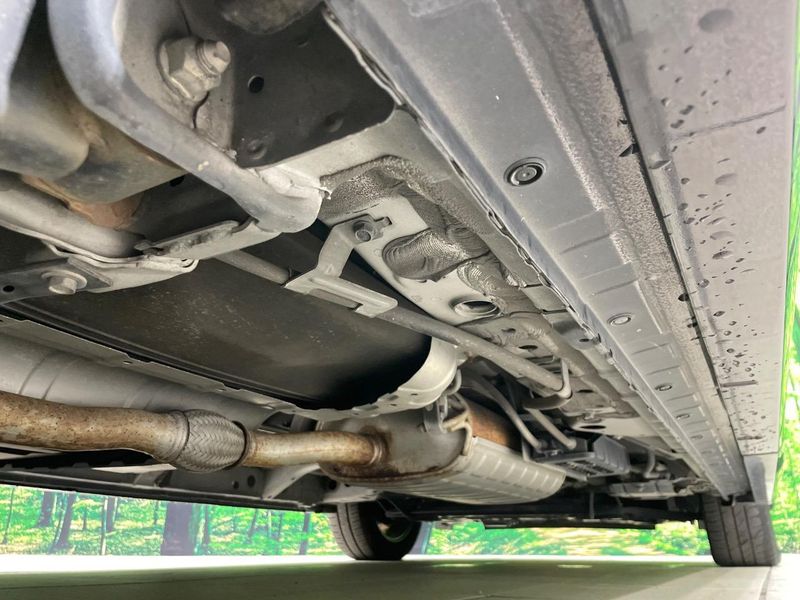 2017 Nissan Serena DAA-GFC27 (UW-6a754c1531ee1)[13]