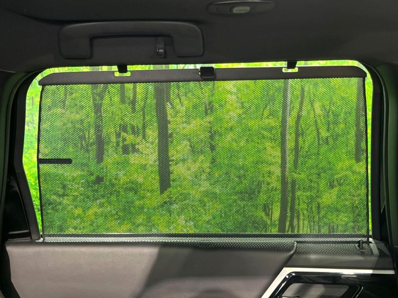 2022 Mitsubishi OUTLANDER PHEV 5LA-GN0W (UW-6a754c27f3028)[19]