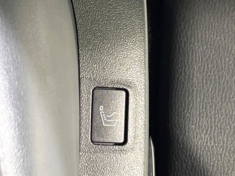 2022 Mitsubishi OUTLANDER PHEV 5LA-GN0W (UW-6a754c27f3028)[5]