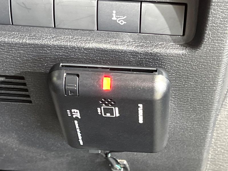 2022 Mitsubishi OUTLANDER PHEV 5LA-GN0W (UW-6a754c27f3028)[23]