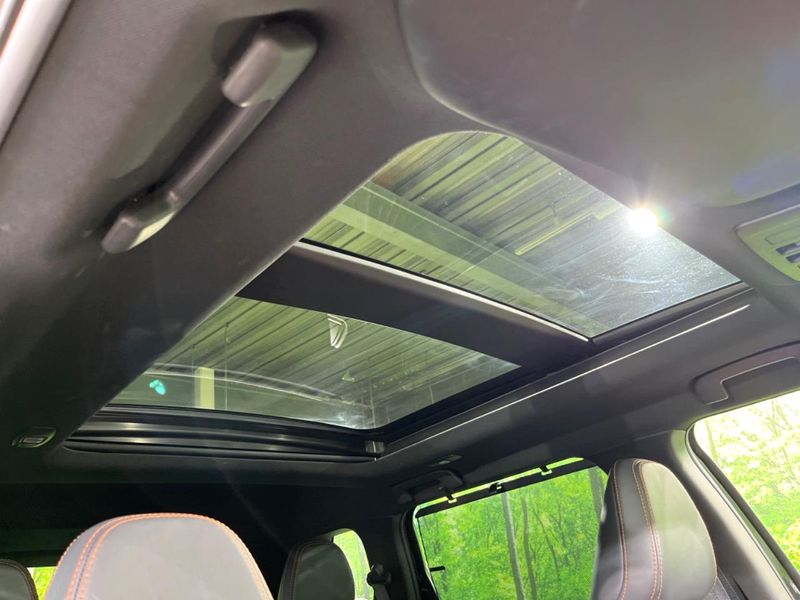 2022 Mitsubishi OUTLANDER PHEV 5LA-GN0W (UW-6a754c27f3028)[25]