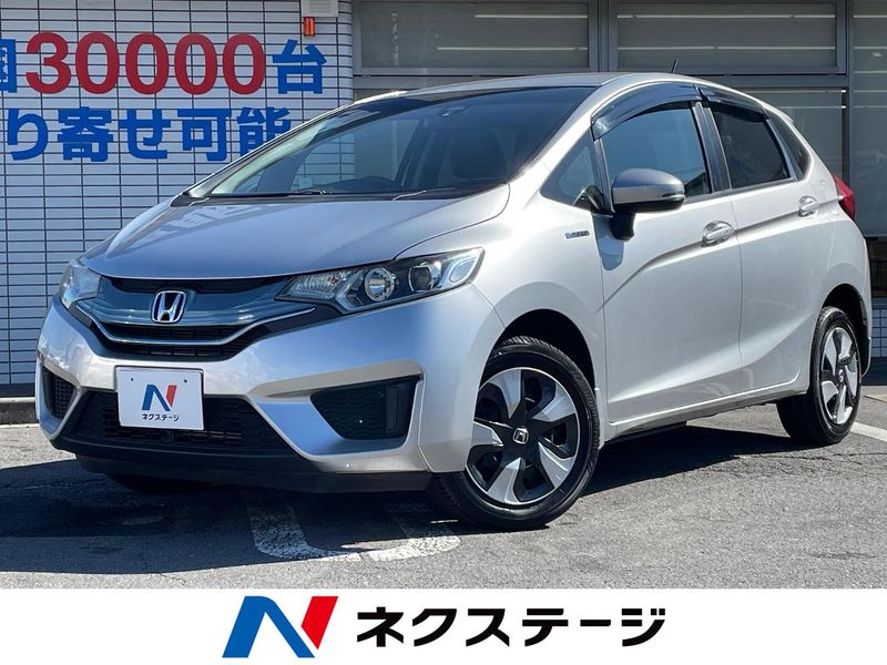 2014 Honda Fit Hybrid DAA-GP6 (UW-6a754c30a24c4)[3]