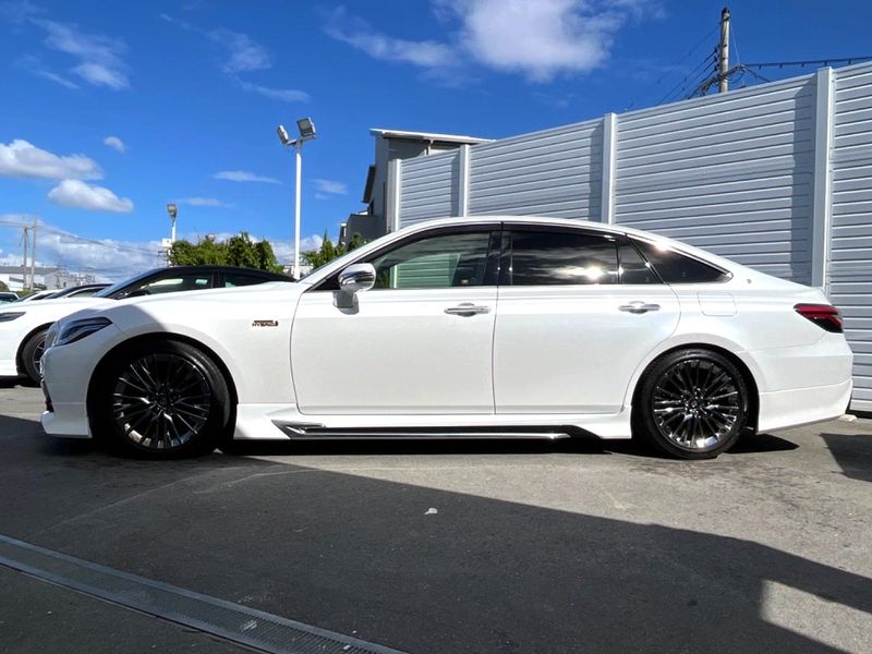 2021 Toyota Crown Hybrid 6AA-GWS224 (UW-6a754c4bde344)[19]