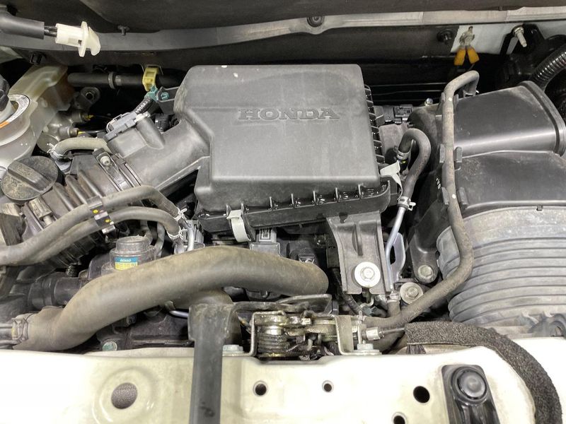 2022 Honda N-BOX CUSTOM 6BA-JF3 (UW-6a754cb1690c0)[4]