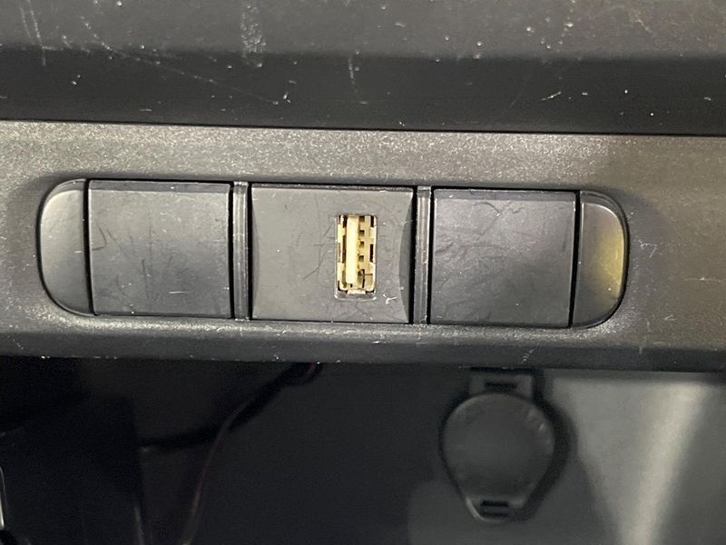 2020 Toyota Yaris 5BA-KSP210 (UW-6a754d0564500)[23]