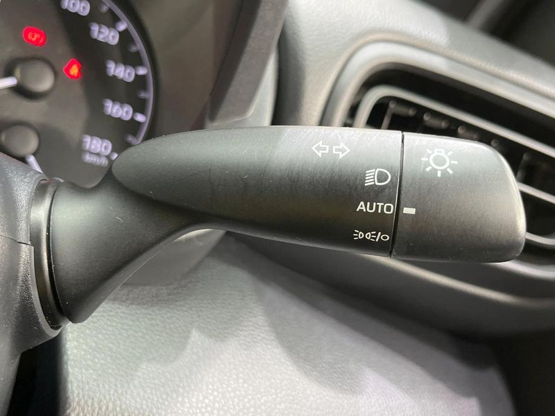 2020 Toyota Yaris 5BA-KSP210 (UW-6a754d0564500)[15]