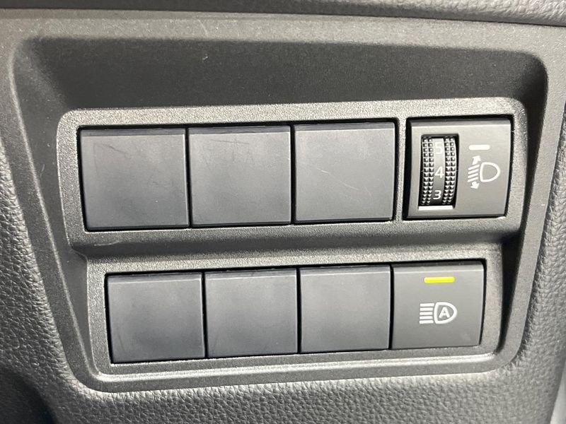 2020 Toyota Yaris 5BA-KSP210 (UW-6a754d0564500)[18]
