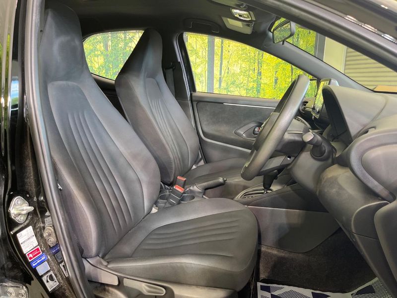 2023 Toyota Yaris 5BA-KSP210 (UW-6a754d0956120)[25]