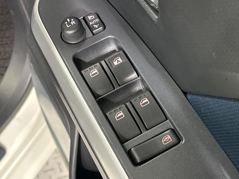 2021 Toyota Roomy 4BA-M900A (UW-6a754d6b3ada2)[19]