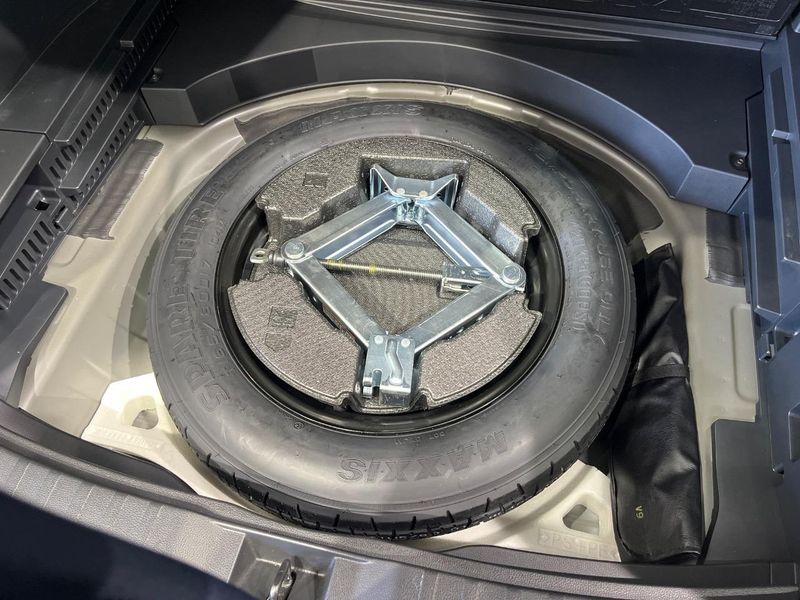 2022 Toyota RAV4 6BA-MXAA54 (UW-6a754ded0fef9)[12]