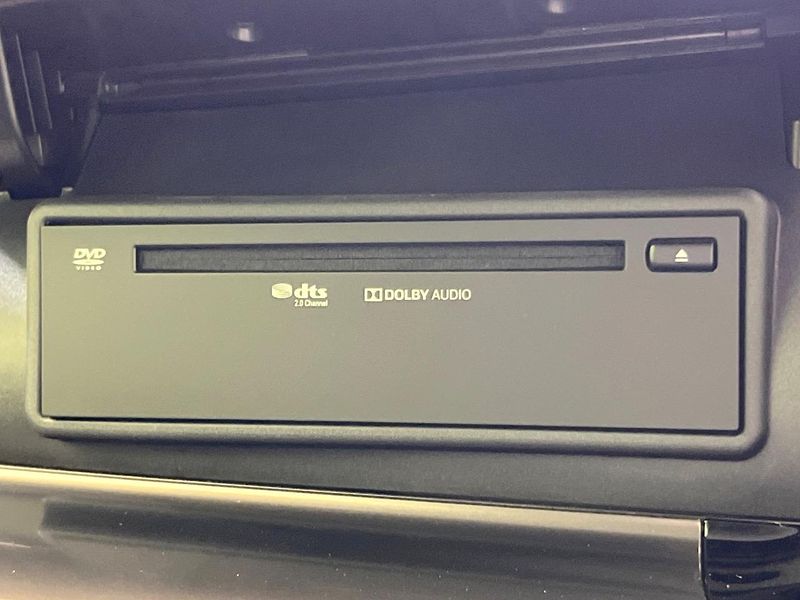 2022 Toyota Aqua 6AA-MXPK11 (UW-6a754e107759f)[20]