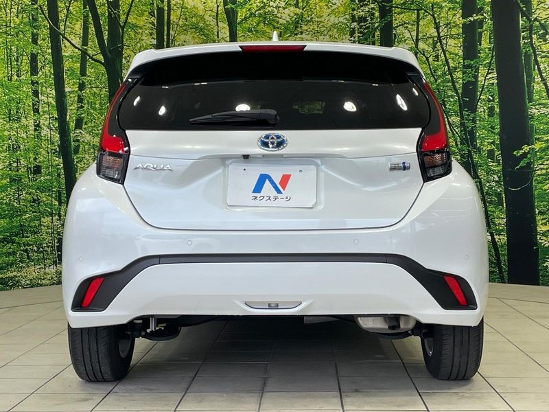 2023 Toyota Aqua 6AA-MXPK11 (UW-6a754e1337016)[9]