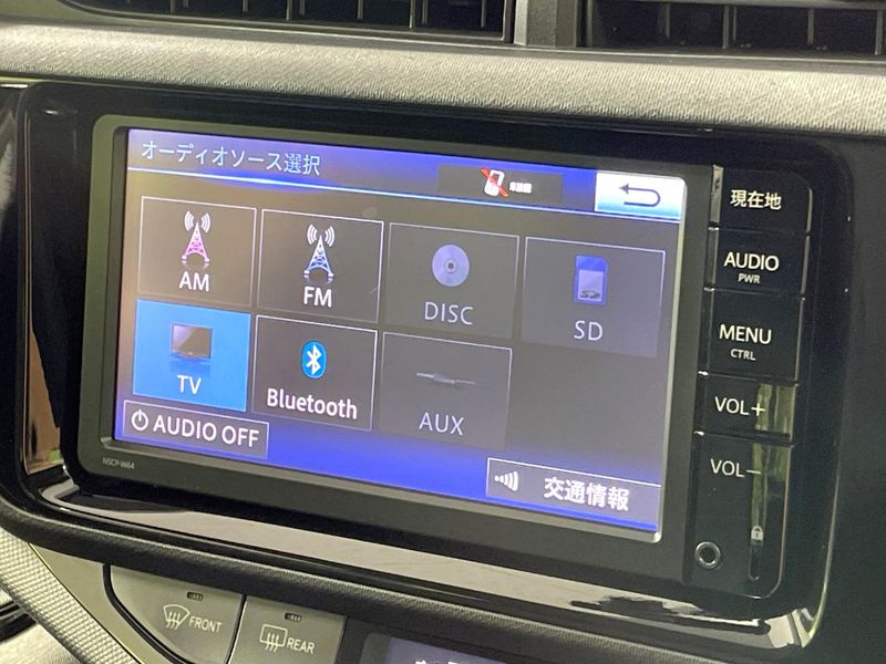 2016 Toyota Aqua DAA-NHP10 (UW-6a754e50f3272)[16]