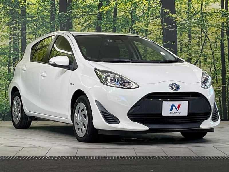 2017 Toyota Aqua DAA-NHP10 (UW-6a754e5a17370)[6]