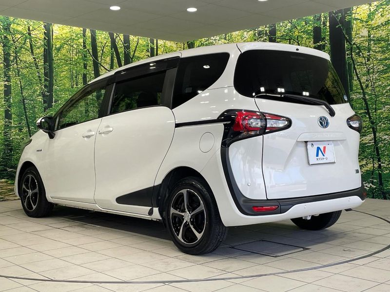 2018 Toyota Sienta 6AA-NHP170G (UW-6a754e61591a6)[18]