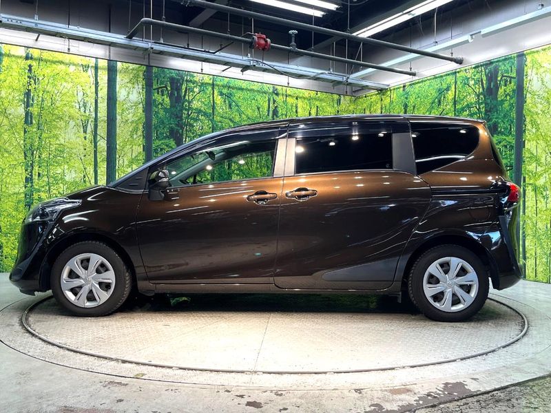 2019 Toyota Sienta DBA-NSP170G (UW-6a754e6b467e0)[21]