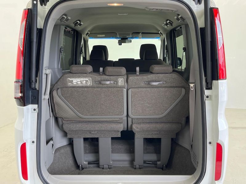 2017 Honda Step Wagon DBA-RP1 (UW-6a754e7dbfd56)[22]