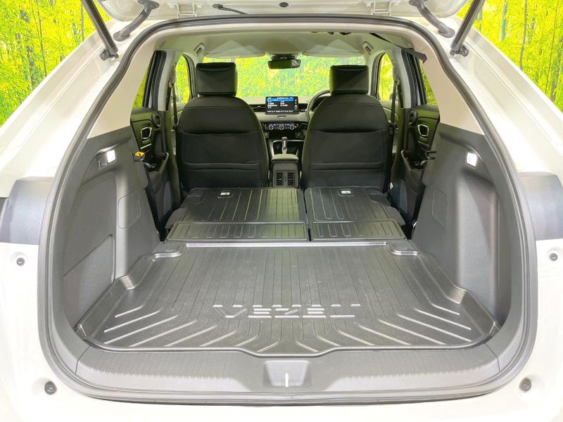 2022 Honda Vezel 6AA-RV5 (UW-6a754e8fd96e2)[25]