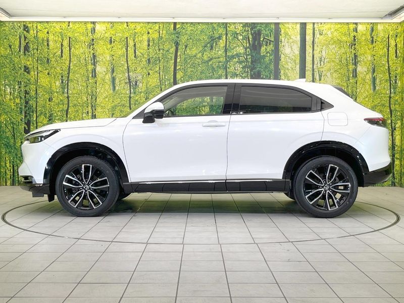 2022 Honda Vezel 6AA-RV5 (UW-6a754e8fd96e2)[13]