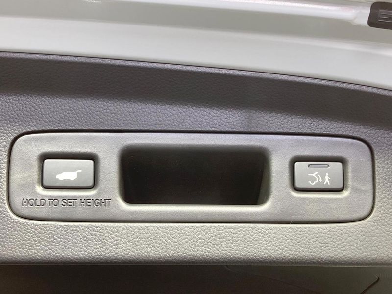 2024 Honda Vezel 6AA-RV5 (UW-6a754e9605762)[14]