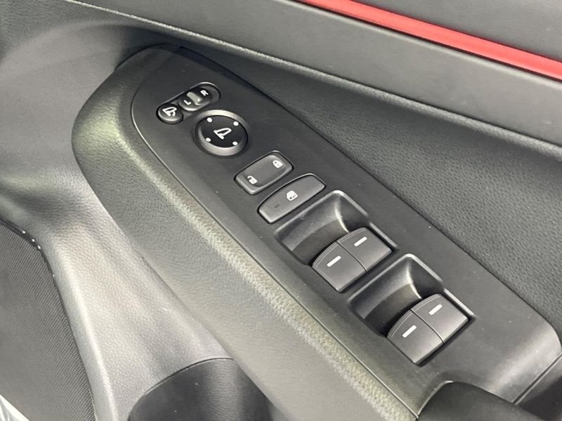 2025 Honda Vezel 6AA-RV5 (UW-6a754e976451b)[25]