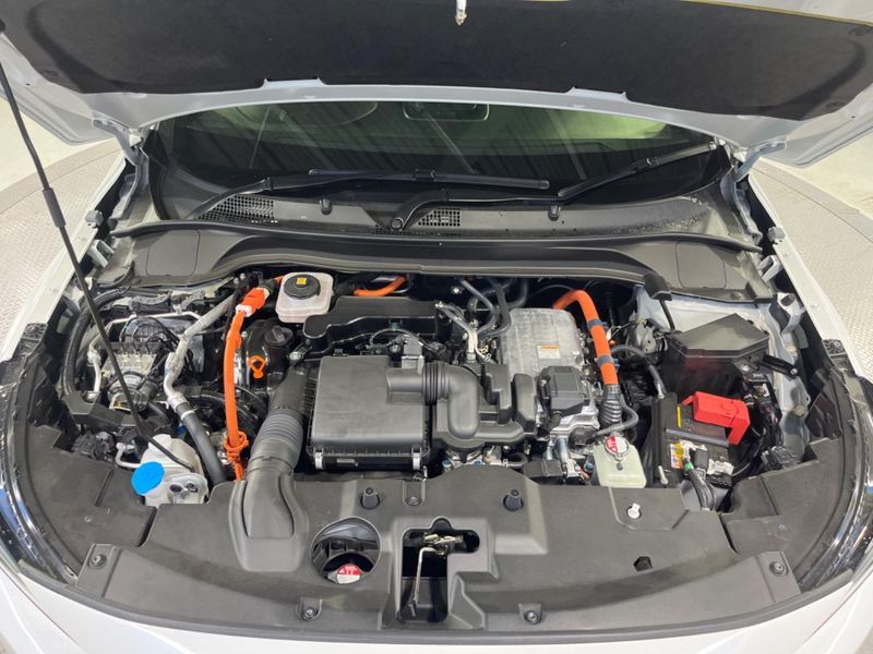 2025 Honda Vezel 6AA-RV5 (UW-6a754e976451b)[4]
