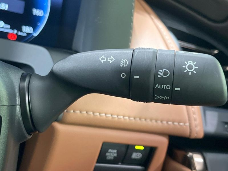 2024 Toyota Vellfire 5BA-TAHA40W (UW-6a754ebd42ad9)[28]