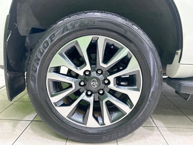 2022 Toyota Land Cruiser Prado 3BA-TRJ150W (UW-6a754ec51d97d)[14]