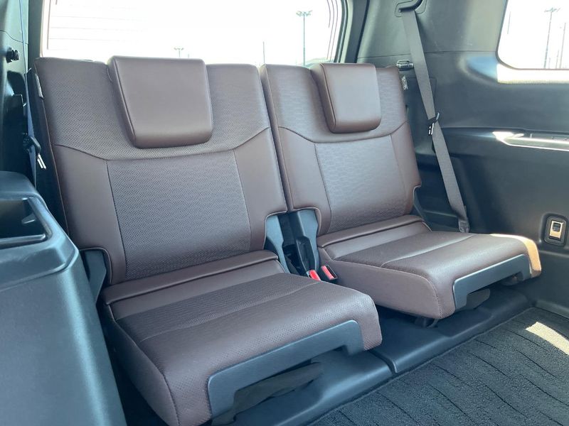 2024 Toyota Land Cruiser 250 3BA-TRJ250W (UW-6a754ece4e0f0)[24]