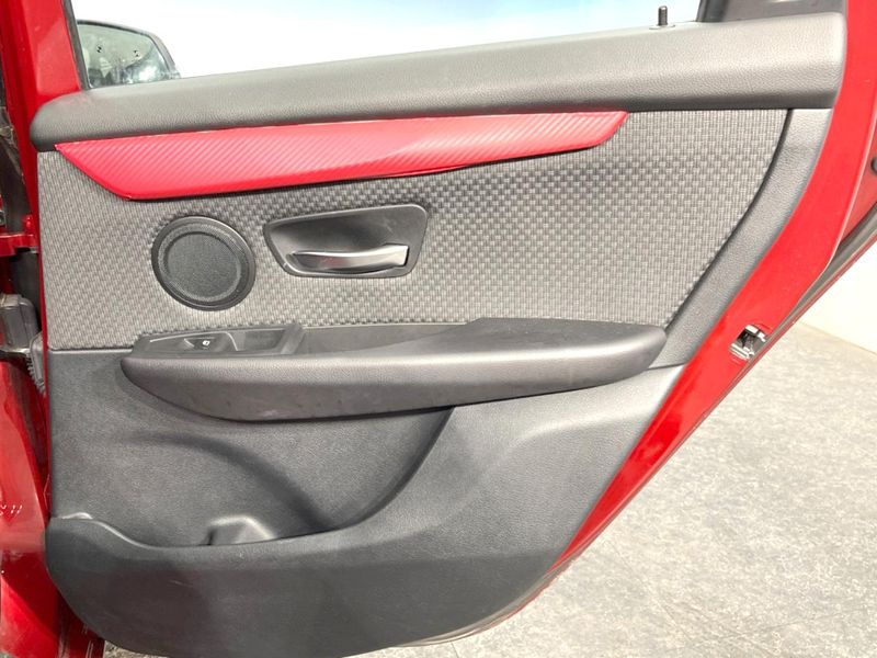 2017 BMW 2 Series LDA-2C20 (UW-6a754ef107690)[18]