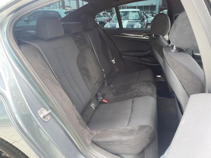 2018 BMW 5 Series LDA-JC20 (UW-6a754ef48f29b)[8]