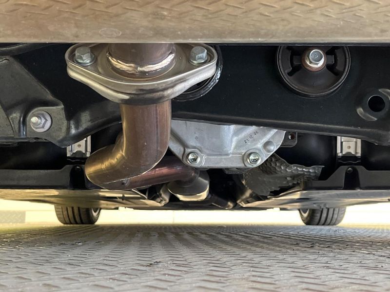 2022 Toyota GR86 3BA-ZN8 (UW-6a754f19c7f29)[23]