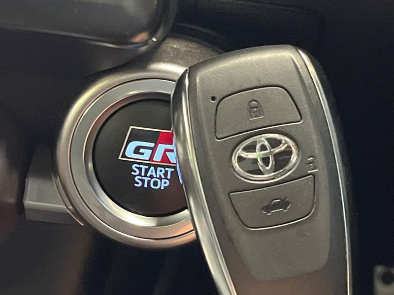 2022 Toyota GR86 3BA-ZN8 (UW-6a754f19c7f29)[8]