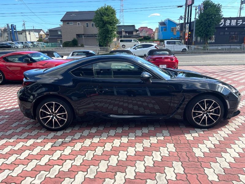 2022 Toyota GR86 3BA-ZN8 (UW-6a754f19ec604)[6]