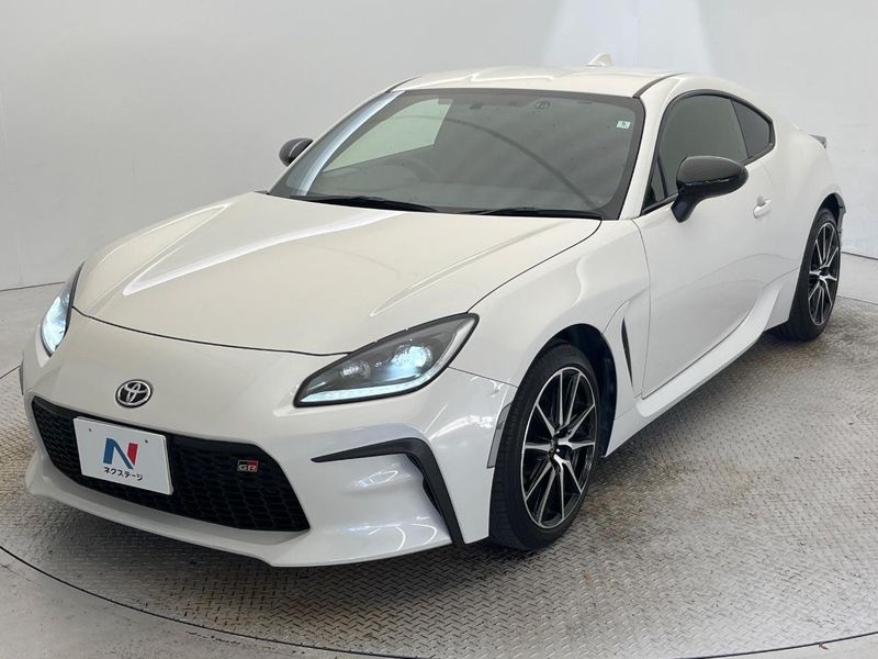 2022 Toyota GR86 3BA-ZN8 (UW-6a754f1a0000e)[16]