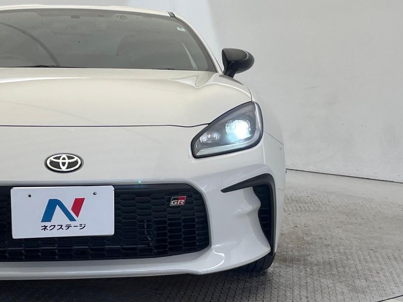 2022 Toyota GR86 3BA-ZN8 (UW-6a754f1a0000e)[15]