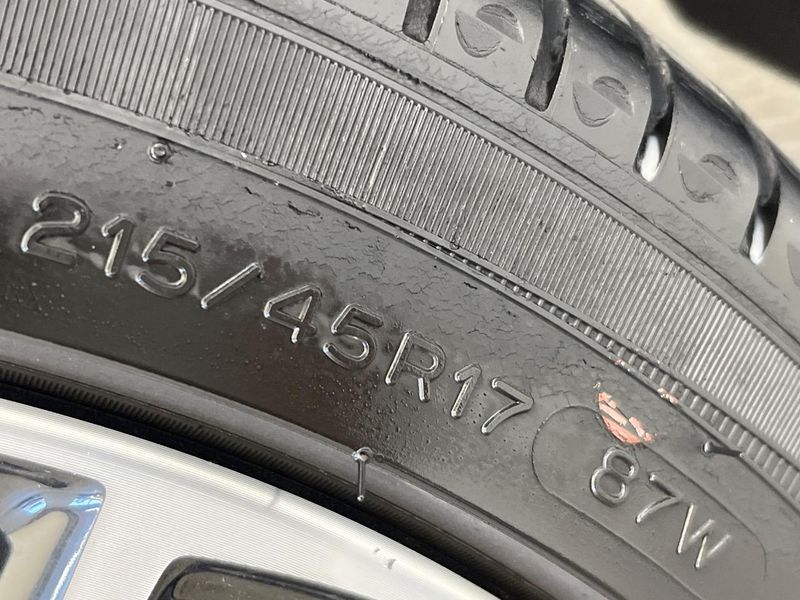 2022 Toyota GR86 3BA-ZN8 (UW-6a754f1a0000e)[9]