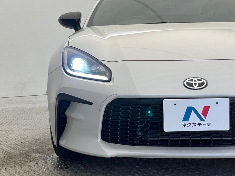 2022 Toyota GR86 3BA-ZN8 (UW-6a754f1a0000e)[14]