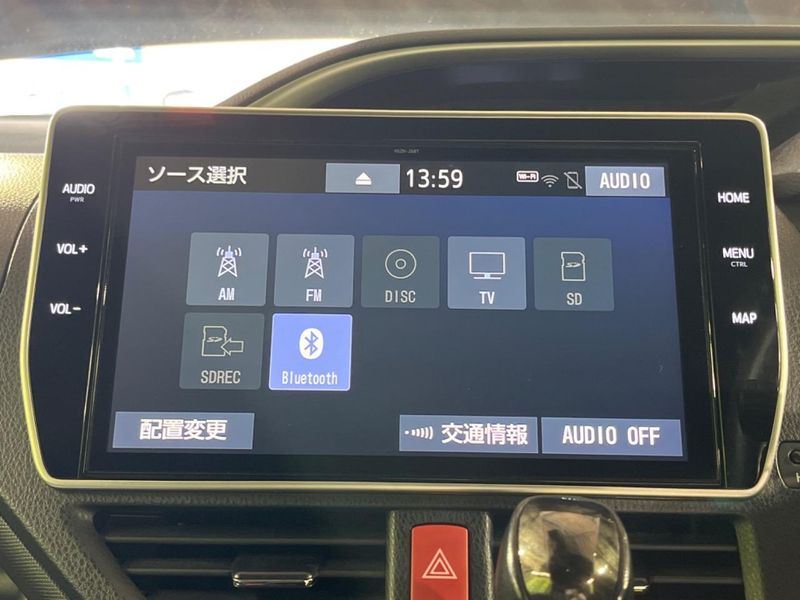 2019 Toyota Voxy DBA-ZRR80W (UW-6a754f2ab9ee9)[22]