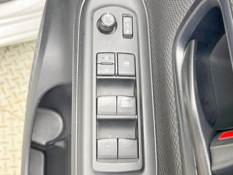2020 Toyota Noah 3BA-ZRR80G (UW-6a754f2ceb848)[20]