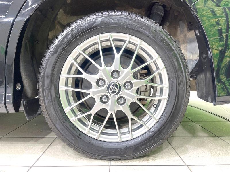 2019 Toyota Voxy DAA-ZWR80W (UW-6a754f61789e6)[5]