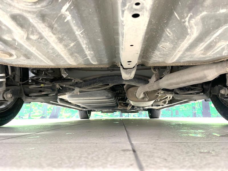 2019 Toyota Voxy DAA-ZWR80W (UW-6a754f61789e6)[25]